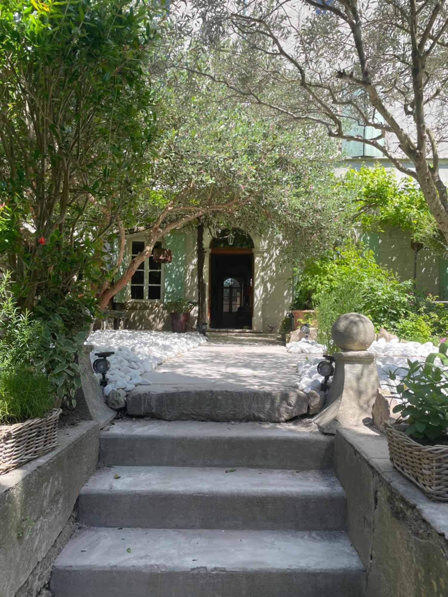 Brignon La Fugue, Demeure Historique Proche De Uzes,Nimes,Cevennes酒店 外观 照片